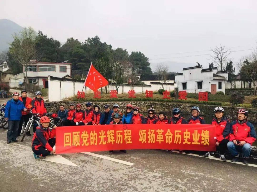 四季时尚的沫沫